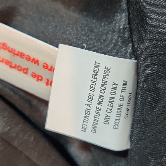 Laura Blazer - Picture 8 of 10